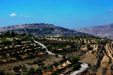 לטיול יצאנו אתרי מערב בנימין טיול רכוב ורגלי 